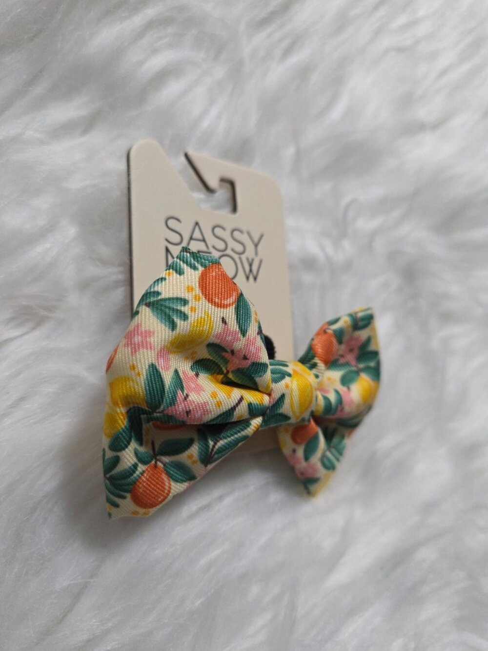 Sassy Meow Collar Bow - Picture 3 of 5